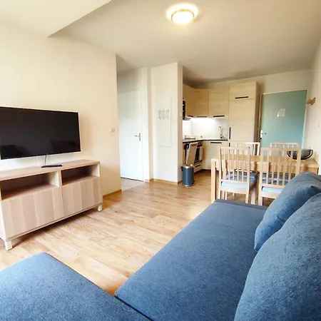 Le Flocon, T2, Wifi, Vue Montagne, Parking Gratuit, 4 Personnes Apartment Bagneres-de-Luchon Exterior photo