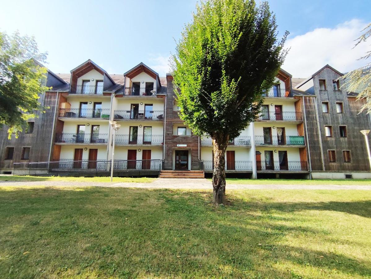 Le Flocon, T2, Wifi, Vue Montagne, Parking Gratuit, 4 Personnes * Bagneres-de-Luchon